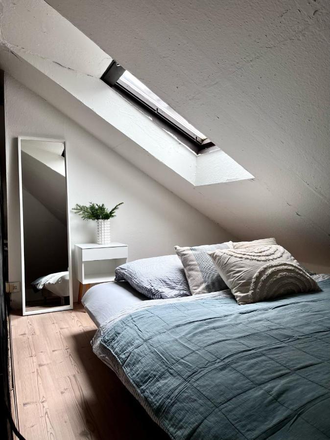 Loft Apartment Close To Metro Palmovka プラハ エクステリア 写真