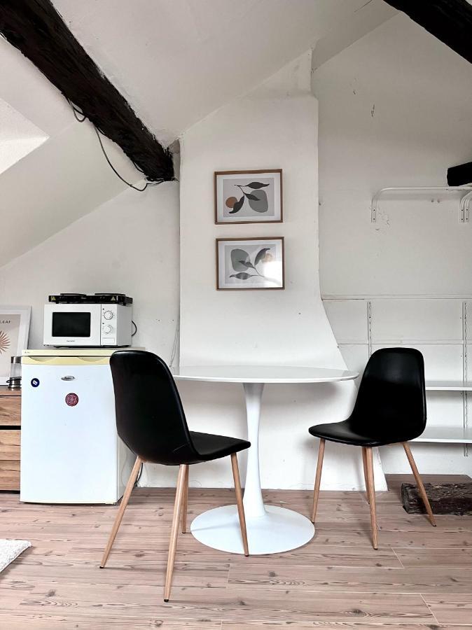 Loft Apartment Close To Metro Palmovka プラハ エクステリア 写真